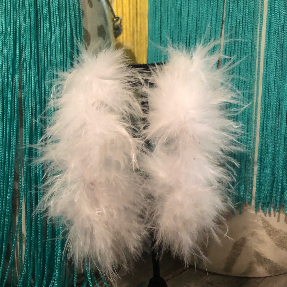 White boa fur hoop earrings